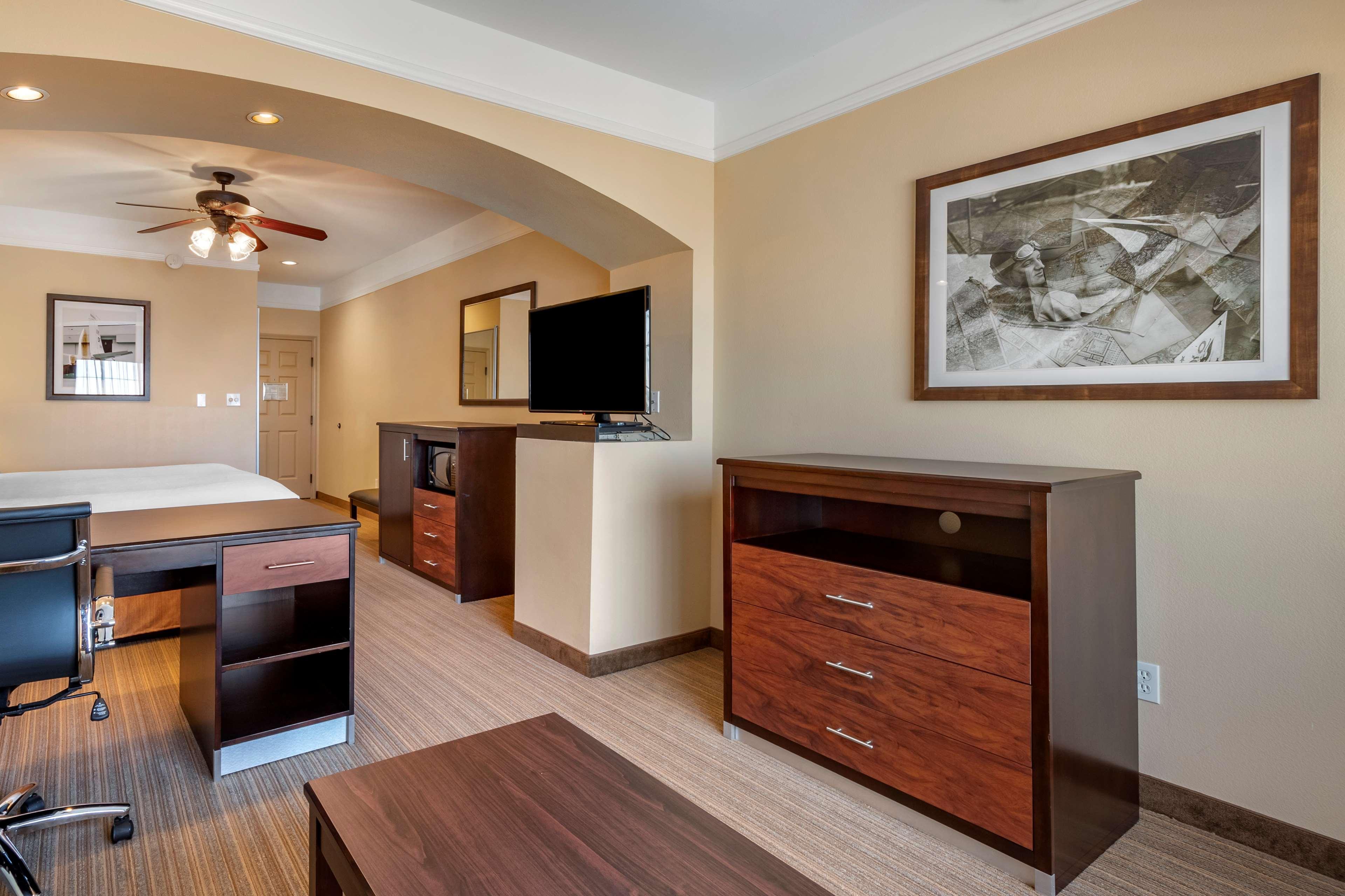 Best Western Plus Monica Royale Inn & Suites Greenville Zewnętrze zdjęcie