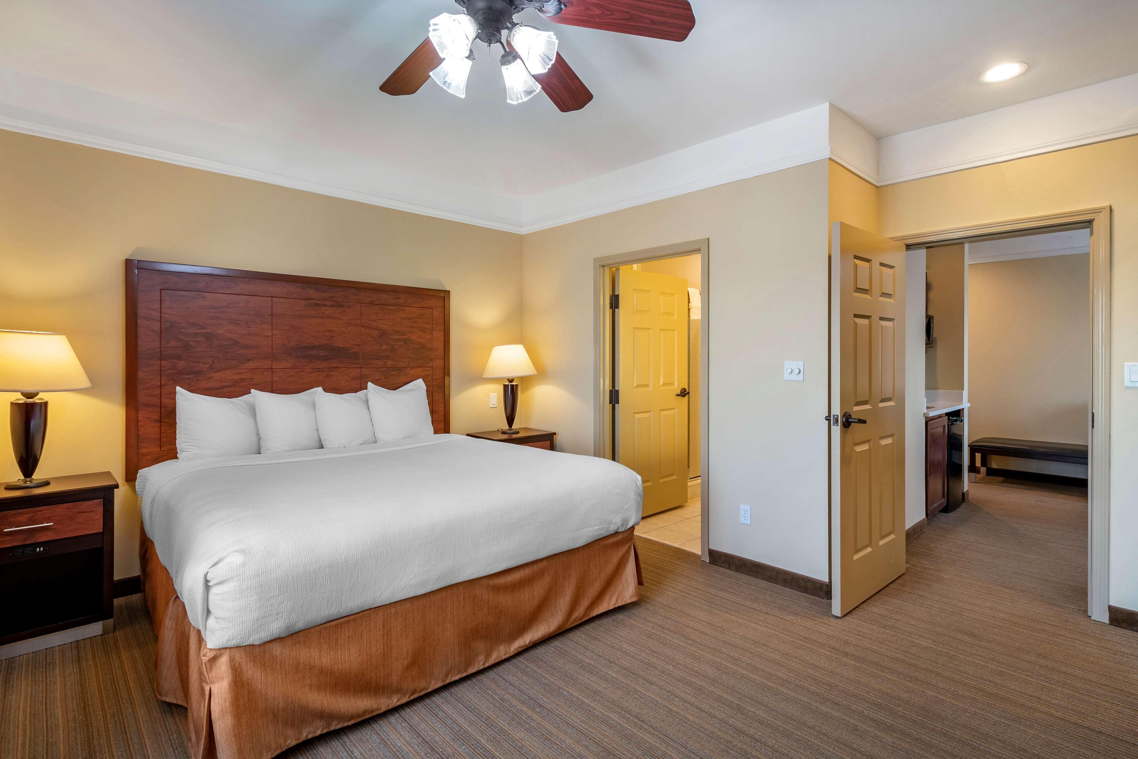 Best Western Plus Monica Royale Inn & Suites Greenville Zewnętrze zdjęcie