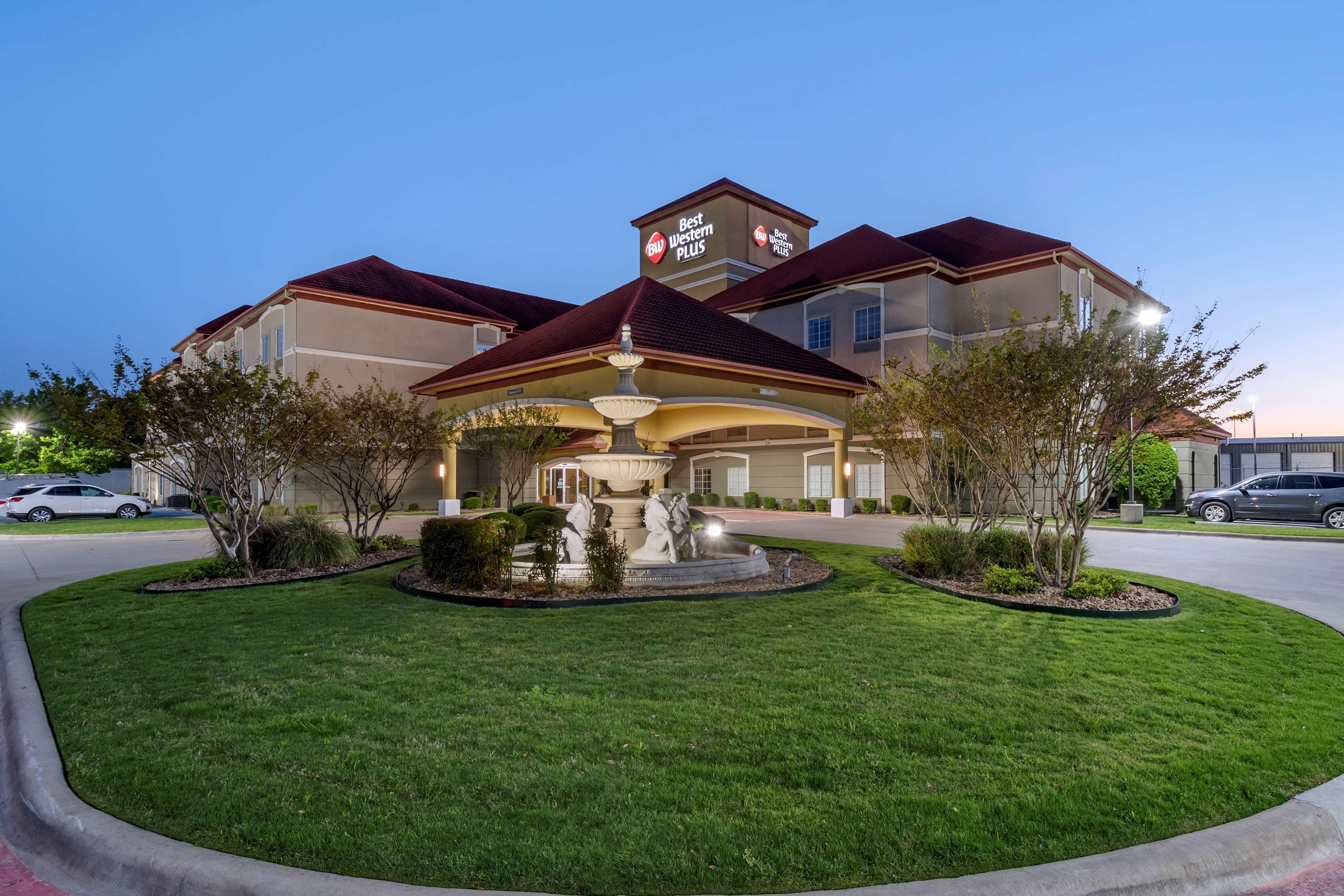 Best Western Plus Monica Royale Inn & Suites Greenville Zewnętrze zdjęcie
